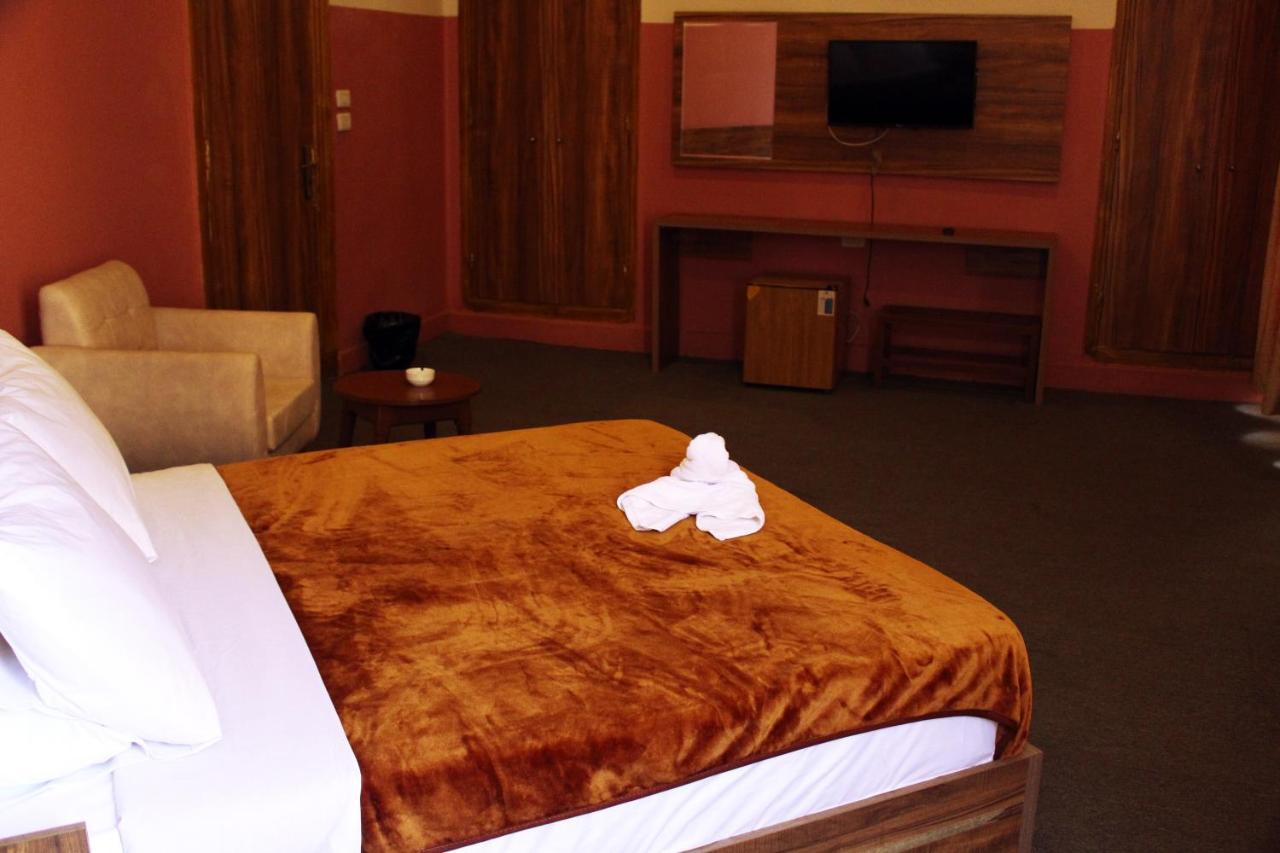 Nitocrisse Hotel Кайро Екстериор снимка