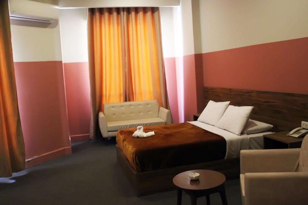 Nitocrisse Hotel Кайро Екстериор снимка