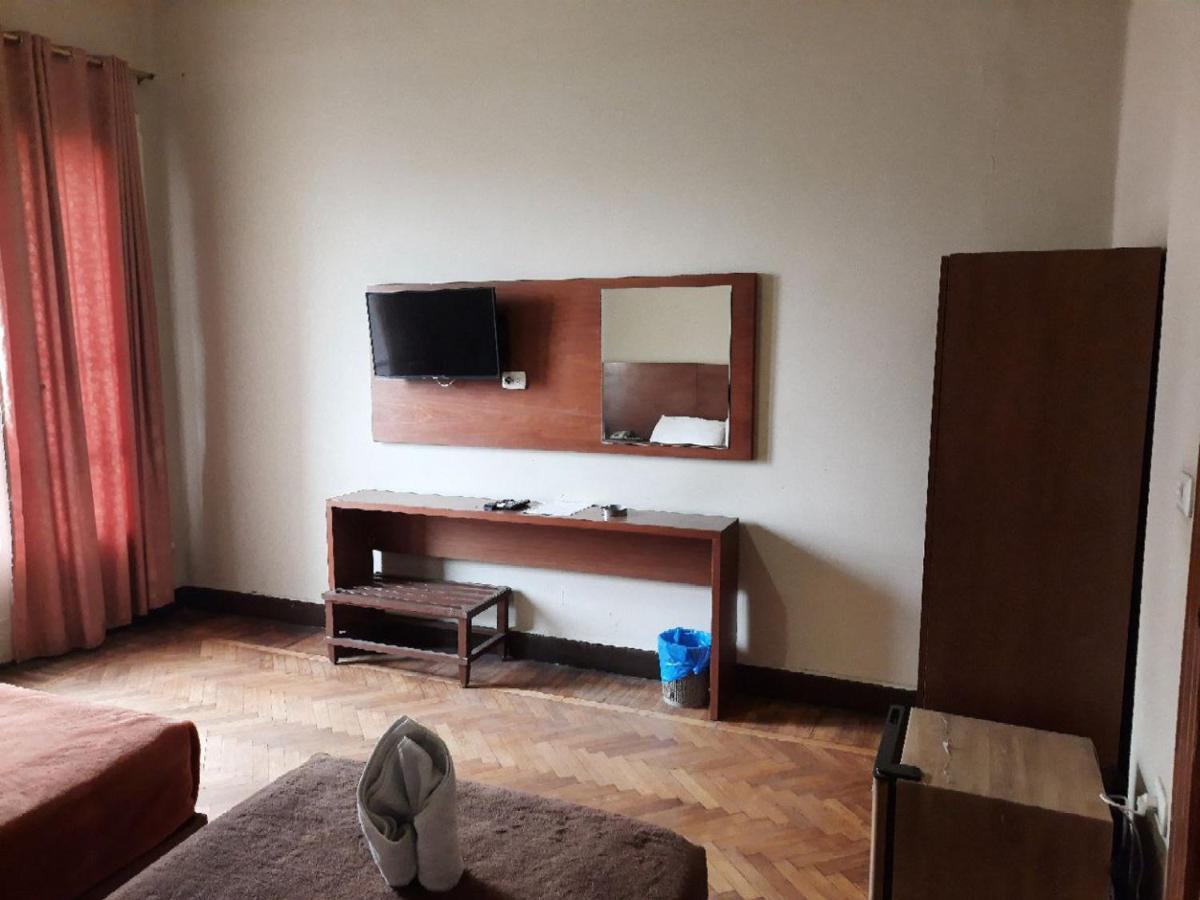 Nitocrisse Hotel Кайро Екстериор снимка